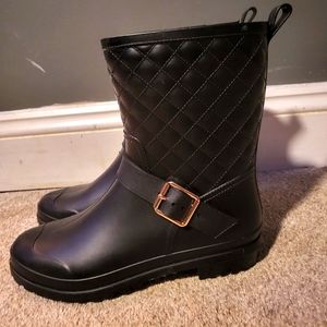 Rain boots